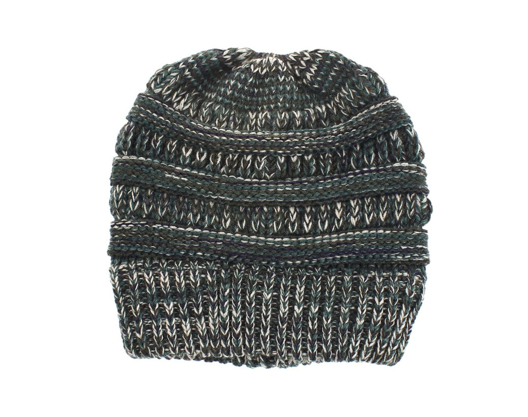 Gorro de Lana Tejido con Abertura para Coleta – Multicolor